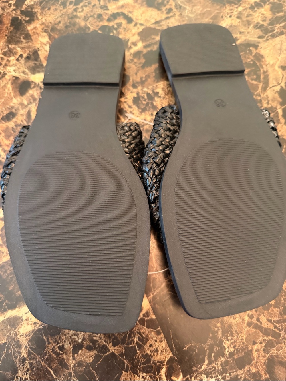 Black Raffia Bow Slide Sandals Women’s Size 38 US 7.5-8 Toe Summer Slip-On Flats - Picture 2 of 2